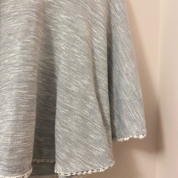 George girls grey Poncho. Size: 6. - Picture 5 of 6